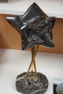 Annette Rowdan, a black marble modernist sculpture 